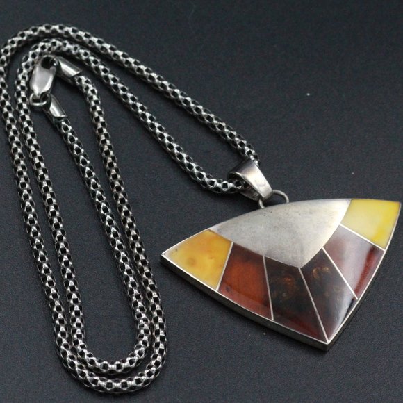 STERLING SILVER AMBER TRIANGLE MODERNIST NECKLACE - Picture 1 of 7